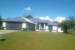 591 Londonderry Cir SE, Palm Bay, FL 32909 - Photo 1