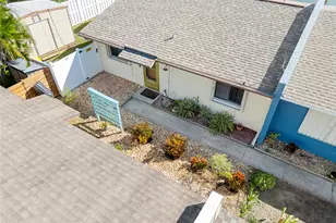 208 Cleveland Ave, Cocoa Beach, FL 32931 - Photo 1