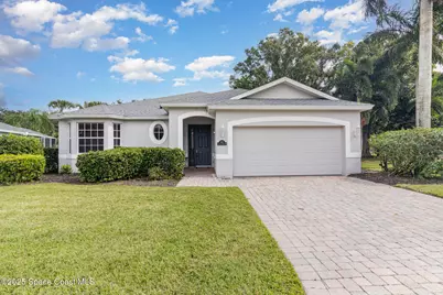 652 Hatteras Court SW, Vero Beach, FL 32968 - Photo 1