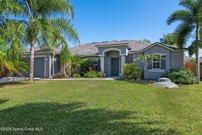 675 Hernandes Avenue SE, Palm Bay, FL 32909 - Photo 1