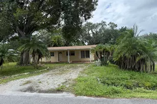 1970 Knotty Pine Rd, Melbourne, FL 32904 - Photo 1
