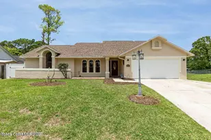 1040 Big Horn Cir NW, Palm Bay, FL 32907 - Photo 1
