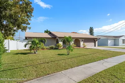 472 Newfound Harbor Drive, Merritt Island, FL 32952 - Photo 1