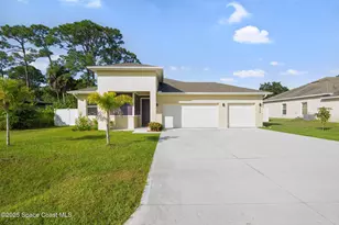 434 Borraclough Ave NW, Palm Bay, FL 32907 - Photo 1