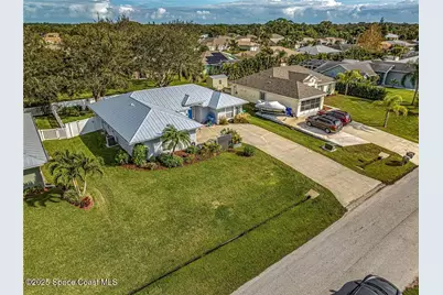 462 Biscayne Lane, Sebastian, FL 32958 - Photo 1