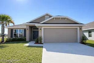 2412 Pinwherry St NW, Palm Bay, FL 32907 - Photo 1