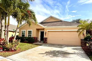 217 Briarcliff Cir, Sebastian, FL 32958 - Photo 1