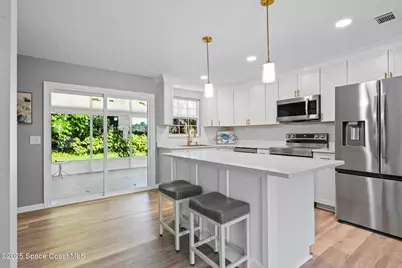 2918 18th Street, Vero Beach, FL 32960 - Photo 1