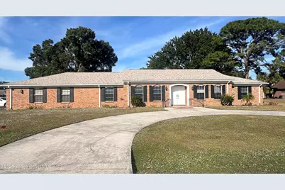 301 Nesbitt Street NE, Palm Bay, FL 32907 - Photo 1