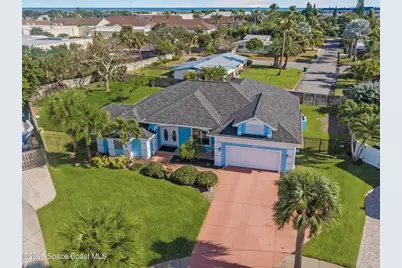 452 Veracruz Boulevard, Indialantic, FL 32903 - Photo 1