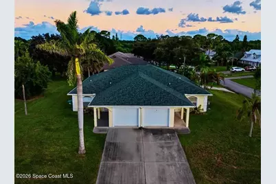 361 Del Monte Road #B, Sebastian, FL 32958 - Photo 1