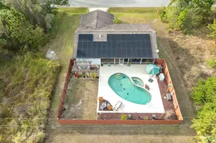 2115 Wagonwheel Ave SE, Palm Bay, FL 32909 - Photo 1