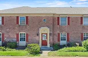 913 S Colonial Ct, Indian Harbour Beach, FL 32937 - Photo 1