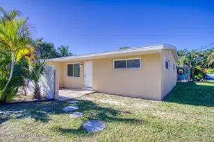 137 Washington Ave, Indialantic, FL 32903 - Photo 1