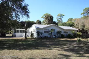 8205 93rd Ave, Vero Beach, FL 32967 - Photo 1
