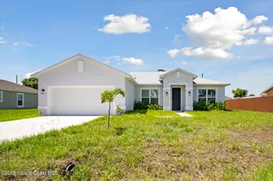918 Algardi St SE, Palm Bay, FL 32909 - Photo 1