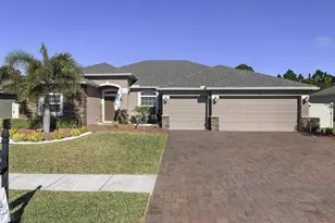 679 Gleneagles Dr SE, Palm Bay, FL 32909 - Photo 1