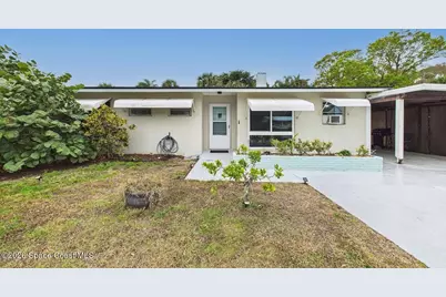 1705 24th Avenue, Vero Beach, FL 32960 - Photo 1
