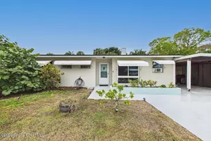 1705 24th Ave, Vero Beach, FL 32960 - Photo 1