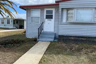 1142 Parkview Ct NE, Palm Bay, FL 32907 - Photo 1