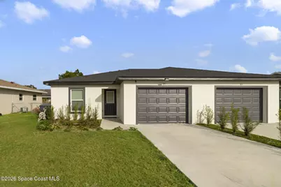 95 W Towne Place, Titusville, FL 32796 - Photo 1