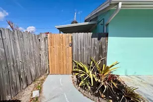 179 Clairbourne Ave, Satellite Beach, FL 32937 - Photo 1