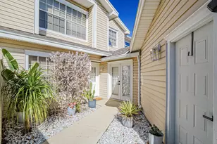 452 Prestwick Ct, Melbourne, FL 32940 - Photo 1
