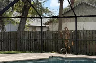 2255 Plantation Dr, Melbourne, FL 32935 - Photo 7