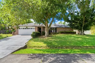 828 Emerson Dr NE, Palm Bay, FL 32907 - Photo 1