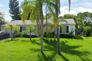 138 Aviation Ave NE, Palm Bay, FL 32907 - Photo 1