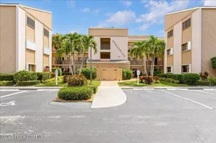 6165 S Mirror Lake Dr, Sebastian, FL 32958 - Photo 1