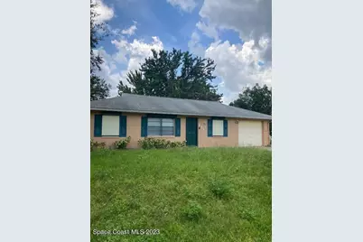 872 Americana Boulevard NW, Melbourne, FL 32907 - Photo 1