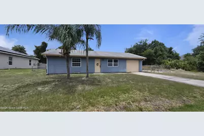 565 Elizabeth Street SE, Palm Bay, FL 32909 - Photo 1