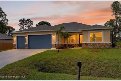 450 Hammond Street SW, Palm Bay, FL 32908 - Photo 1