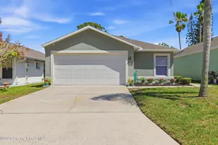 335 Cypress Point Dr, Melbourne, FL 32940 - Photo 1