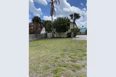 307 Avenue A, Melbourne Beach, FL 32951 - Photo 1
