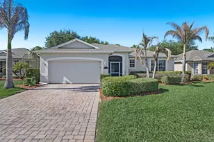 319 Gardendale Cir SE, Palm Bay, FL 32909 - Photo 1