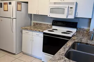 1550 S 42ND Cir, Vero Beach, FL 32967 - Photo 1