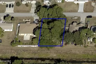 560 Bluefields St SE, Palm Bay, FL 32909 - Photo 1