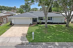 34 Westview Ln, Cocoa Beach, FL 32931 - Photo 1
