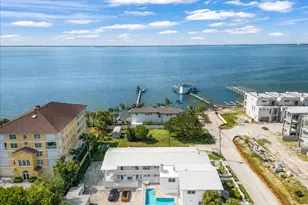 154 Crescent Beach Dr, Cocoa Beach, FL 32931 - Photo 1