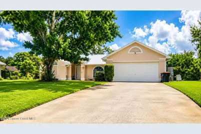 4890 48th Avenue, Vero Beach, FL 32967 - Photo 1