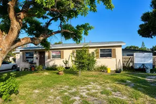 801 Poplar Ln, Melbourne, FL 32901 - Photo 1