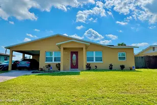 815 Juniper Ln, Melbourne, FL 32901 - Photo 1