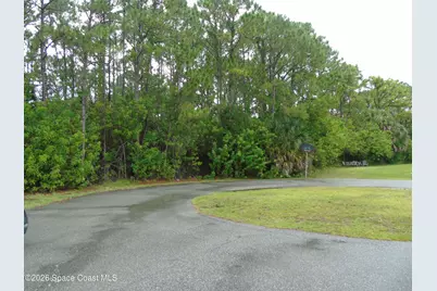 496 Privet Court NW, Palm Bay, FL 32907 - Photo 1