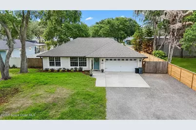 142 E 11th Street, Chuluota, FL 32766 - Photo 1