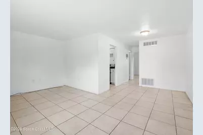 89 NW Irwin Avenue #7, Melbourne, FL 32904 - Photo 1