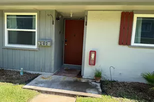 2104 Grant Pl, Melbourne, FL 32901 - Photo 1