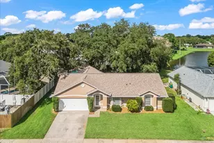 3353 Lakeview Cir, Melbourne, FL 32934 - Photo 1
