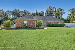 664 Manor Pl, Melbourne, FL 32904 - Photo 1